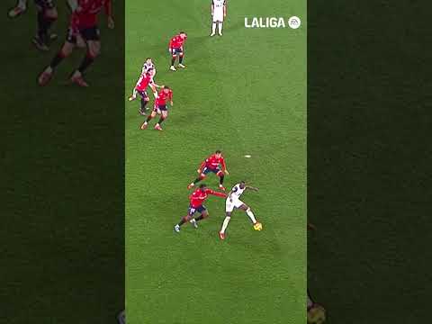 Highlights de Umar Sadiq con el Valencia CF