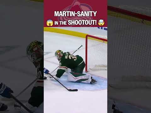 Necas takes the tendy for a WALK 🫨