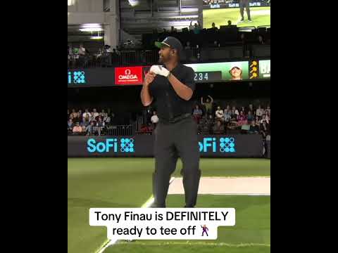 Tony Finau dancing before tee off ๐บ