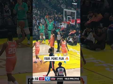 FOUR POINT PLAY! #spurs #nba #devinvassell