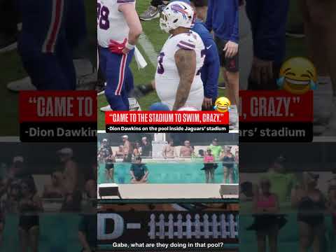 Dion Dawkins is not a fan of the pool at Jaguars’ stadium 😂 (via @NFL/TT)