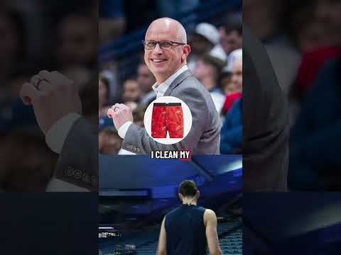 Alex Karaban has learned a thing or two from Dan Hurley 😂