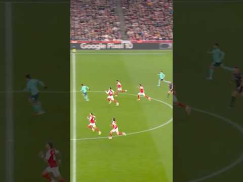 ARSENAL PLAYERS SPRINT BACK!