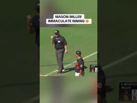 He couldn't miss in the first inning🔥 (via @MLB)