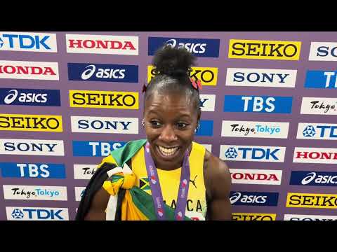Shericka Jackson Reflects on 2025 Season + Shelly-Ann Fraser-Pryce Legacy After 200m Bronze in Tokyo