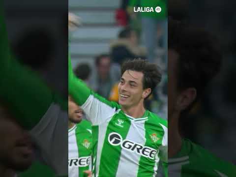 El primer gol de VALENTÍN GÓMEZ con el Real BETIS 😤🇦🇷 #shorts #laligahighlights
