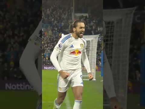 Inventive DCL finish for 10th PL goal of season! ⚽