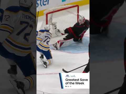 Bussi snares Thompson's point-blank chance for Greatest Save 🤯