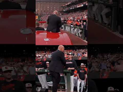 Another homecoming for Cal Ripken Jr. 👏 (via @orioles/TT)