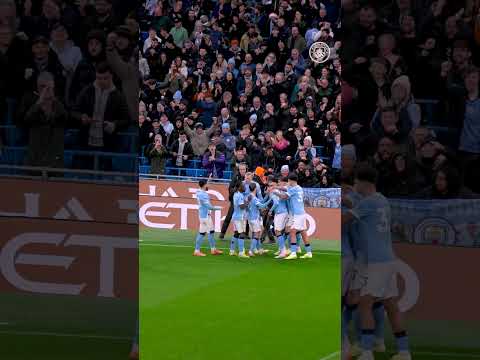 Gvardiol is a BEAST in the air ✈️ #fly #gvardiol #mancity #football #premierleague #shorts