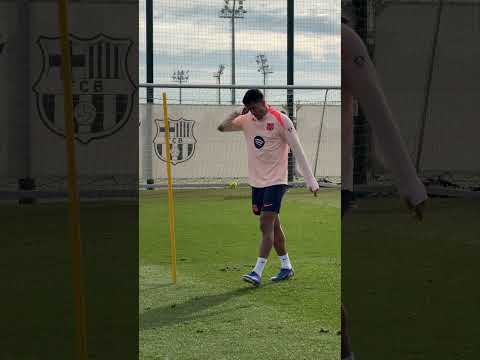 Cancelo 🤯 #fcbarcelona #shorts