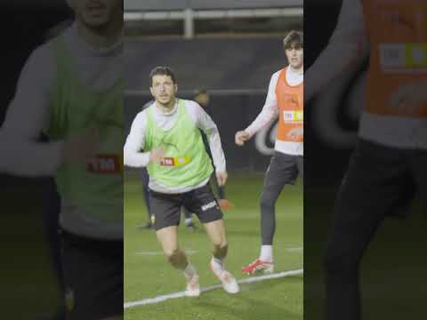 🎥 Así ha sido el primer entrenamiento de Guido y Unai como valencianistas