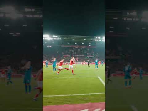 Lee = Flankengott 🫡