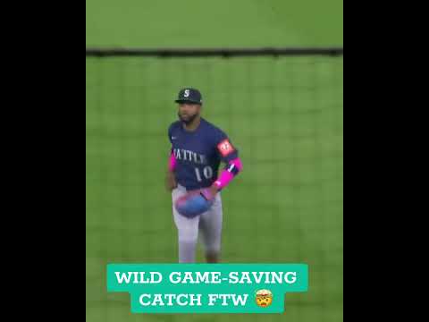Victor Robles WHAT A GRAB ๐ฑ