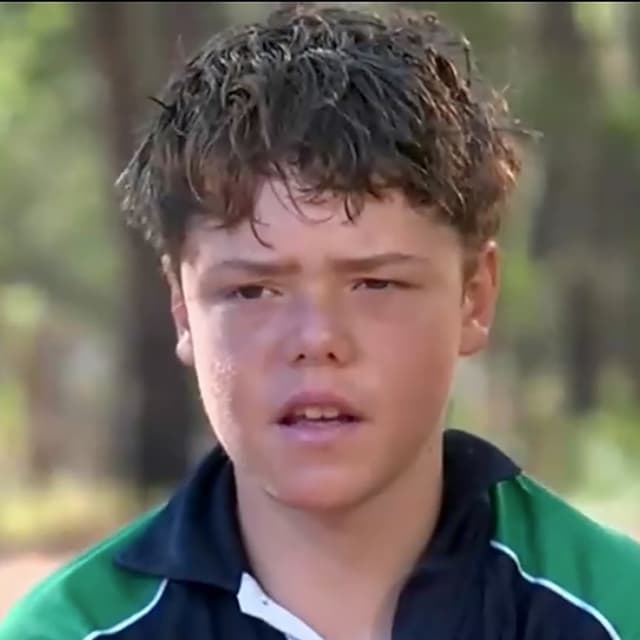 13-Year-Old Superboy Swims 4KM in Ocean to Save Family – The Killer Mentality We Need 🦸♂️