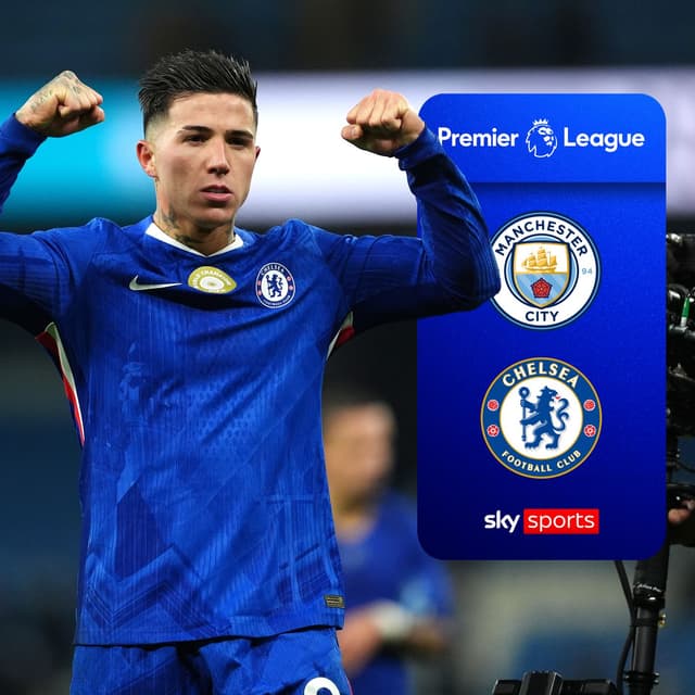 Fernandez's late strike stuns Man City as managerless Chelsea hold out for a point