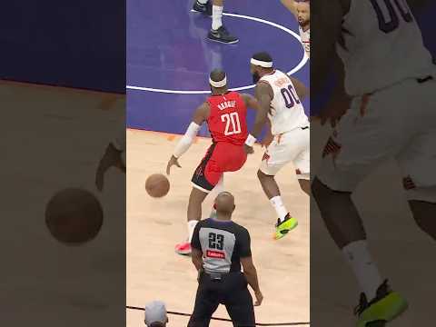 Josh started out strong on his old court 💪 #rockets