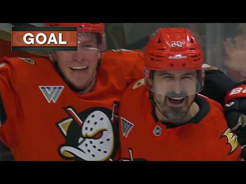 COMEBACK COMPLETE for Ducks in OT vs. Hellebucyk!