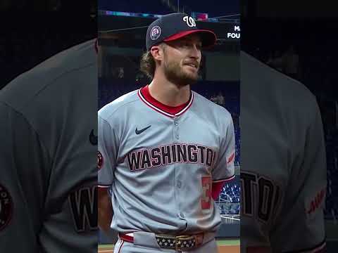 You gotta put your phone on do not disturb at work π Dylan Crews received a call after his homer π