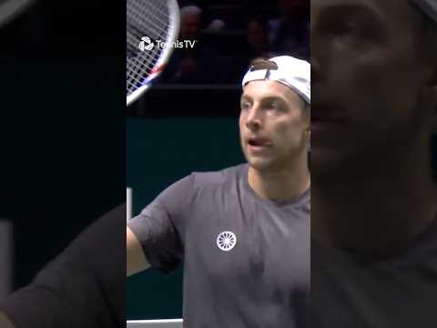 Insane hand from Griekspoor π