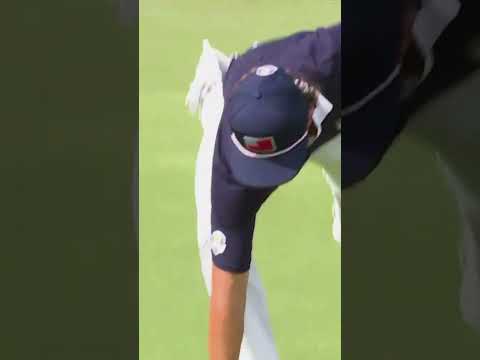 Everyone is enjoying the Cam Young show 🤩