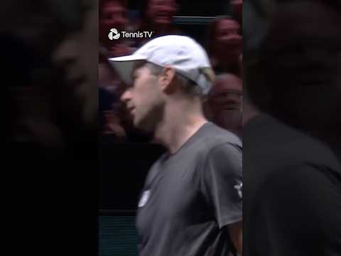 Botic van de Zandschulp from downtown Rotterdam! π€―