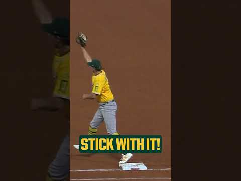 Jacob Wilson makes this play look easy 😮💨