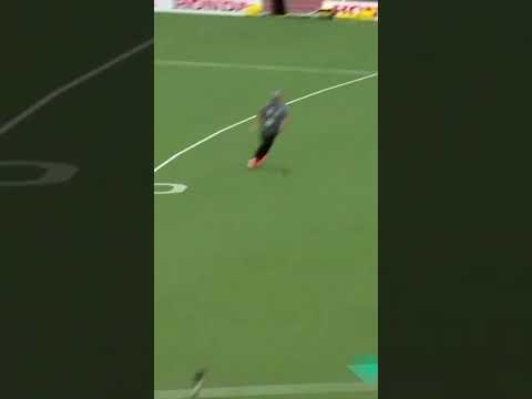 Valarie Allman makes it look so easy on the way to the discus throw final ๐ฎโ๐จ #usa #athletics